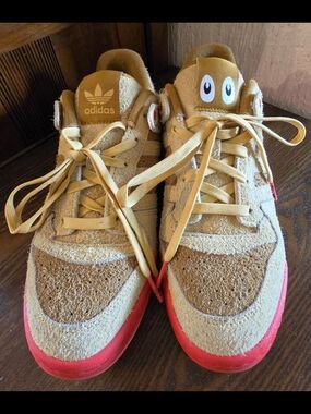 Adidas x The Grinch Forum Low Max Sneakers Tan Red Men's 9.5 Missing Insoles